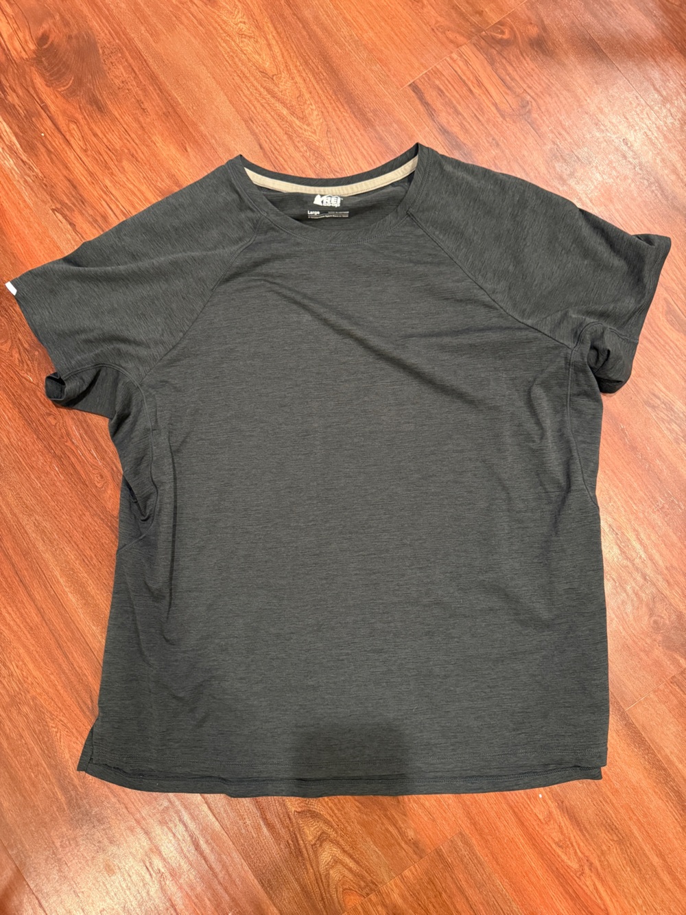 REI running shirt -W Large